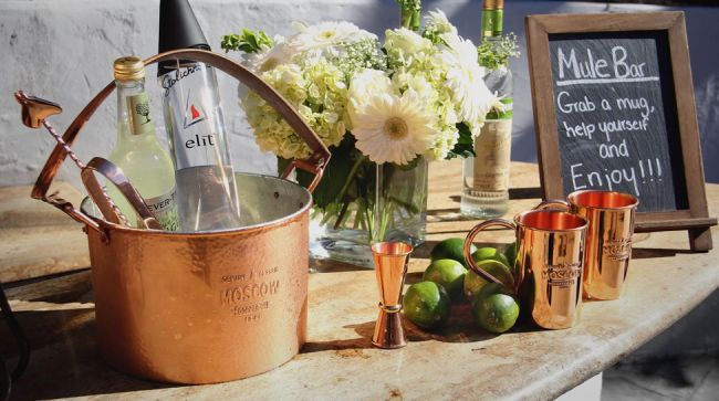 How to Throw the Perfect Copper-Themed Dinner Party