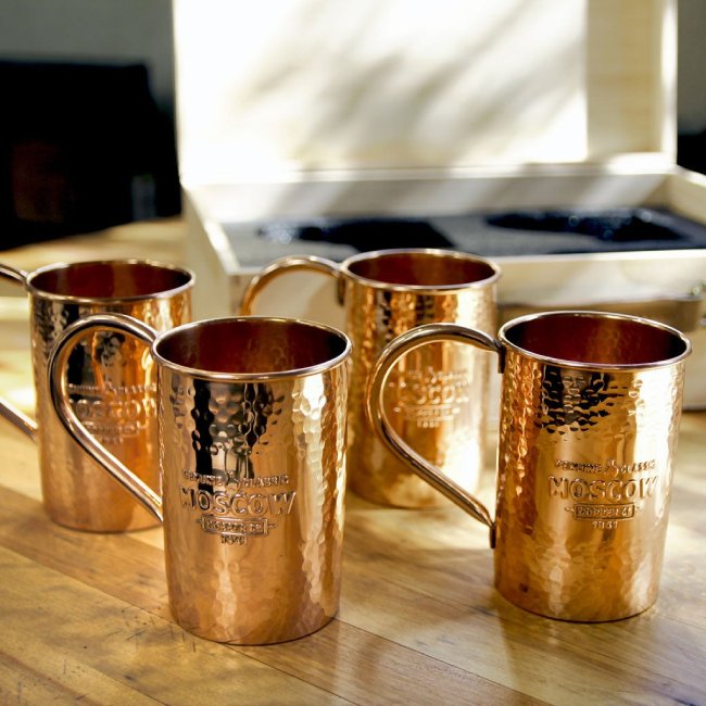 Copper Mug Gift Set of 2 in Wooden Pine Box, Jigger, Straws